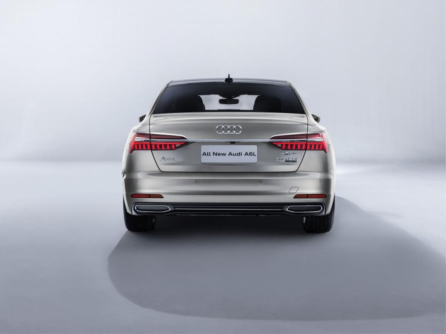  Audi A6L 55 TFSI Quattro (C8) 2019 года  (CN) (фото 20 из 41)